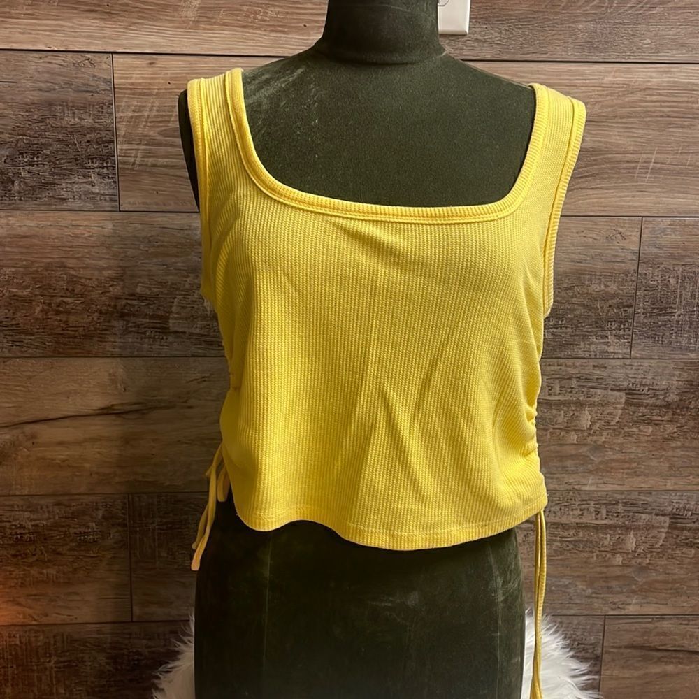Emerette Ladies Yellow Crop Tank Top